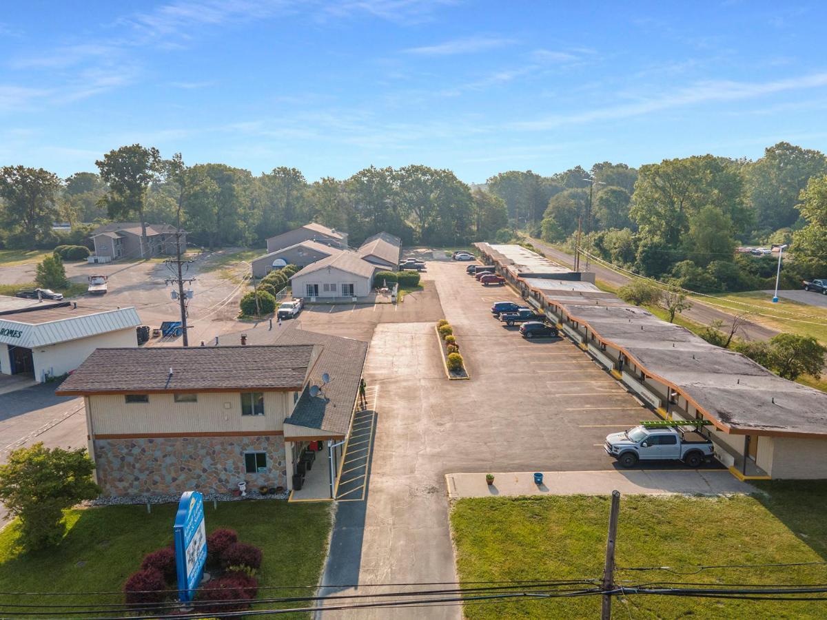 Great Lakes Inn & Suites South Haven Eksteriør bilde