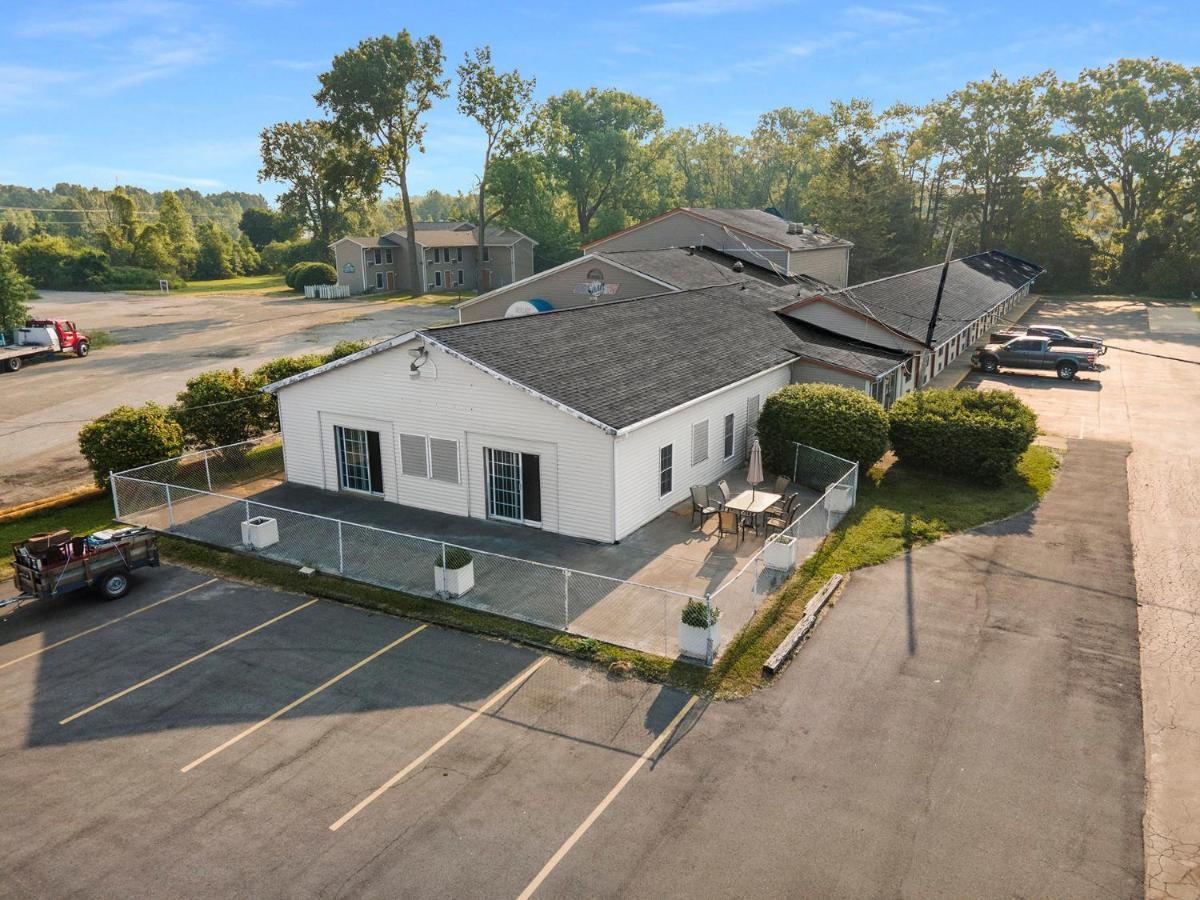 Great Lakes Inn & Suites South Haven Eksteriør bilde