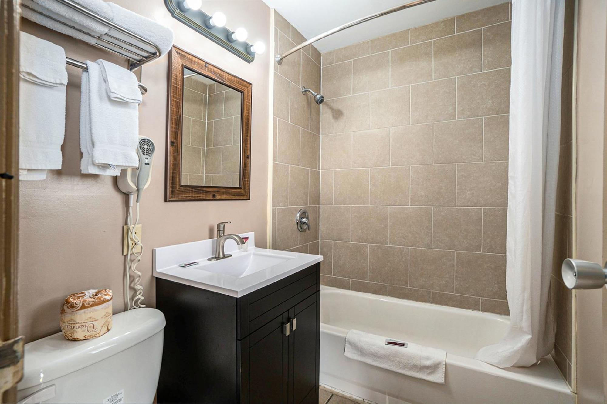 Great Lakes Inn & Suites South Haven Rom bilde