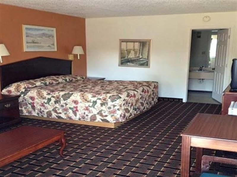 Great Lakes Inn & Suites South Haven Eksteriør bilde
